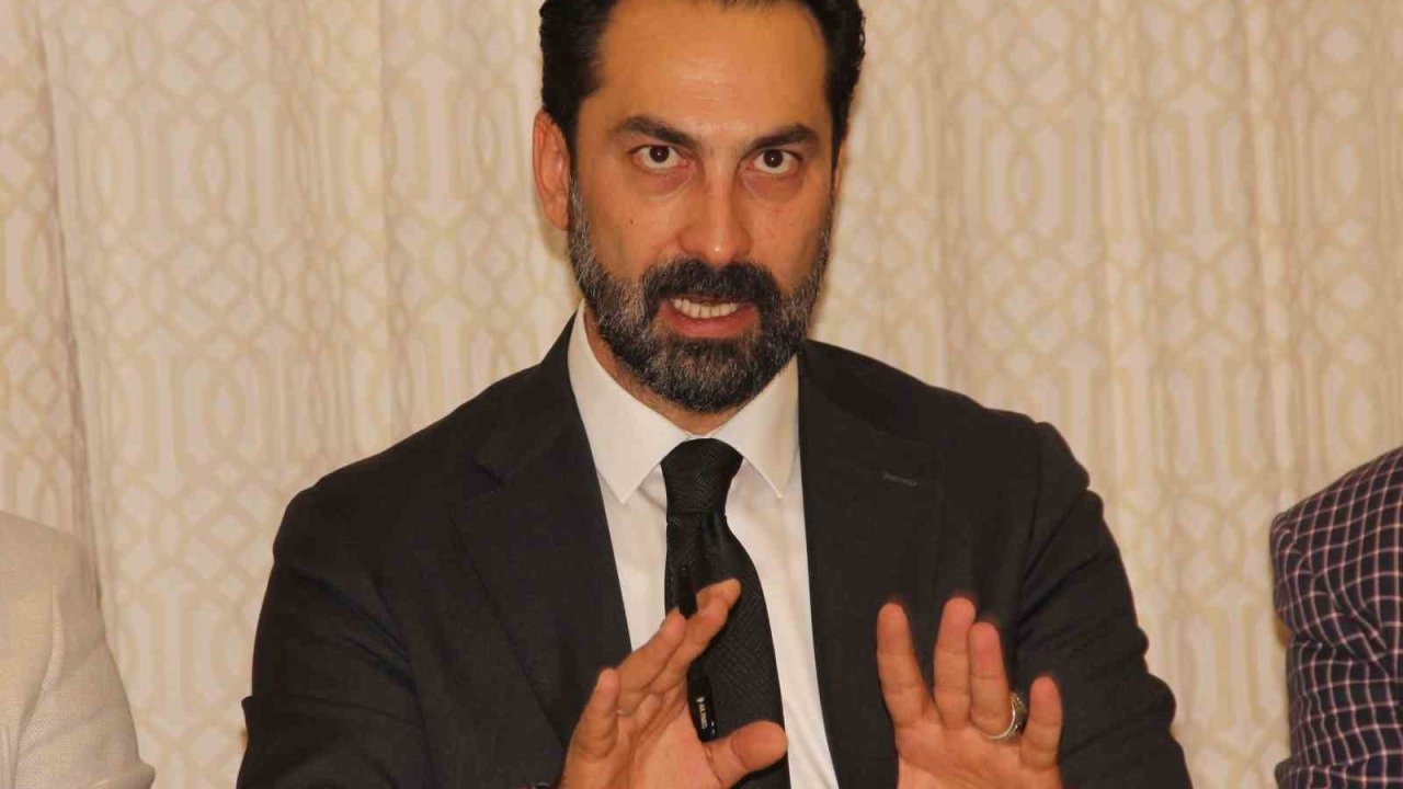AK Partili Arınç: "Terörsüz Türkiye için tarihi bir adım atıldı"