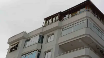 Ünlü sanatçı Güllü evinin terasından düşerek hayatını kaybetti