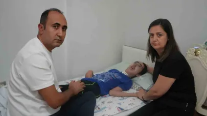 Bademcik ameliyatı sonrası engelli kalan küçük Hüseyin’in ailesi ilk kez konuştu: "Keşke biz bu 109 milyonluk tazminatı almasak da oğlum gelip benden sadece 1 TL harçlık isteyebilse"