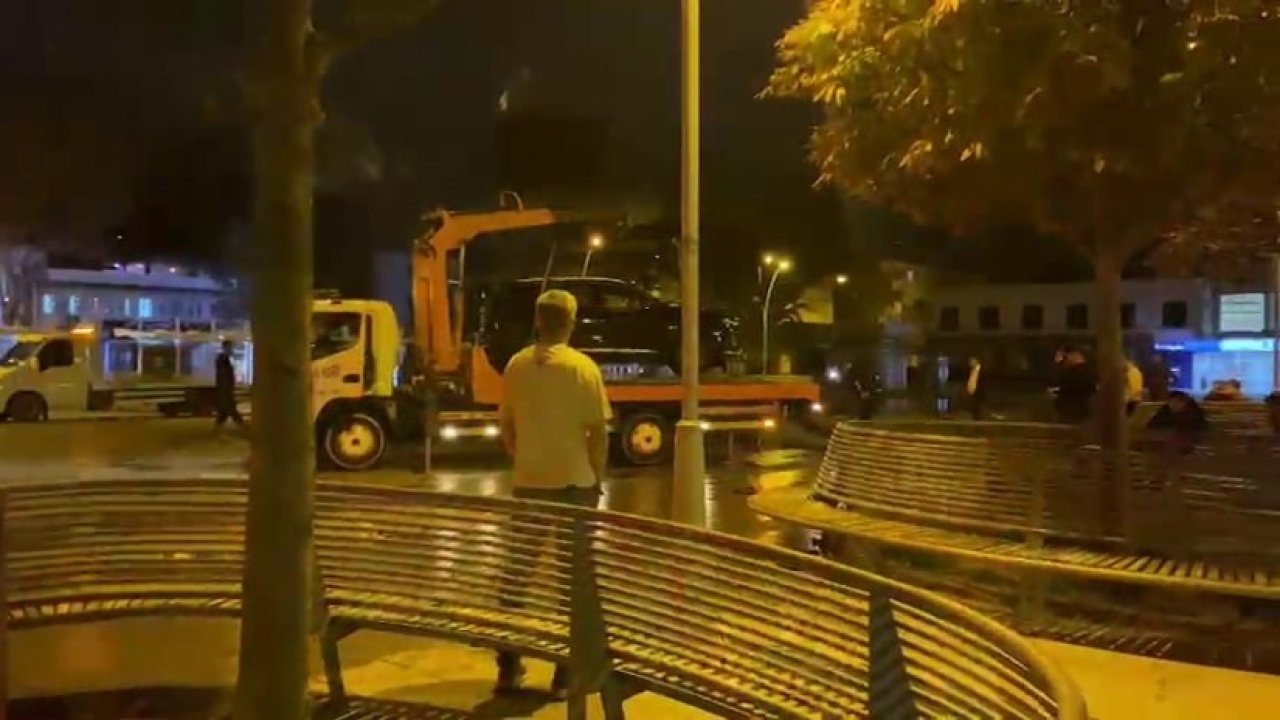 Aracıyla süs havuzuna girdi: Alkollü sürücü navigasyonu suçladı