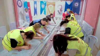 Adana’da çocuklara model uçak ve robotik kodlama kursu