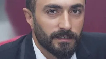 Devrilen traktörün altında kaldı, hayatını kaybetti