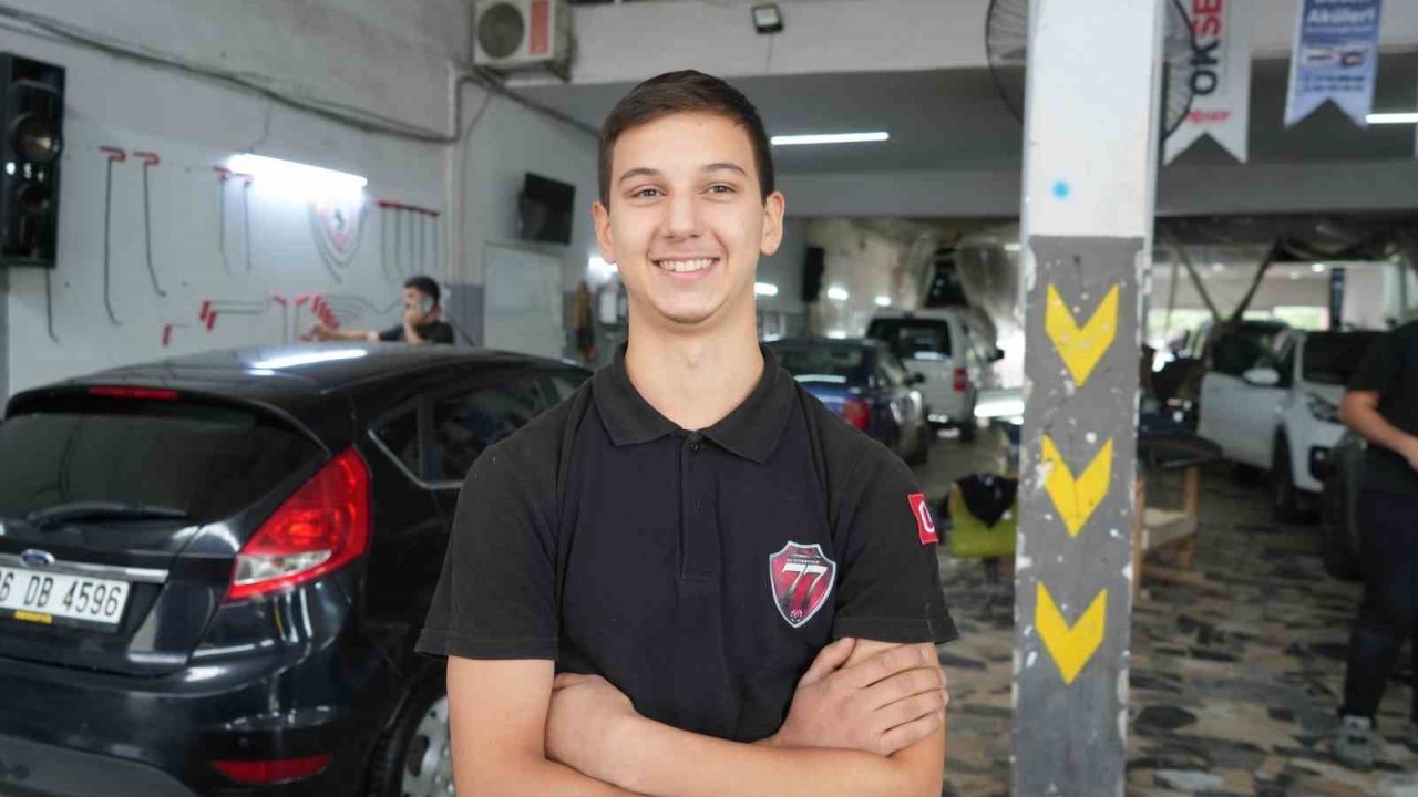Samsun’da yılın çırağı Emrullah: "Sanayiye başlayacaklar korkmasın"