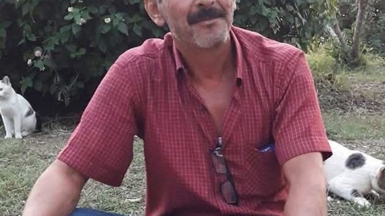 Evinin önünde kalp krizi geçiren adam hayatını kaybetti