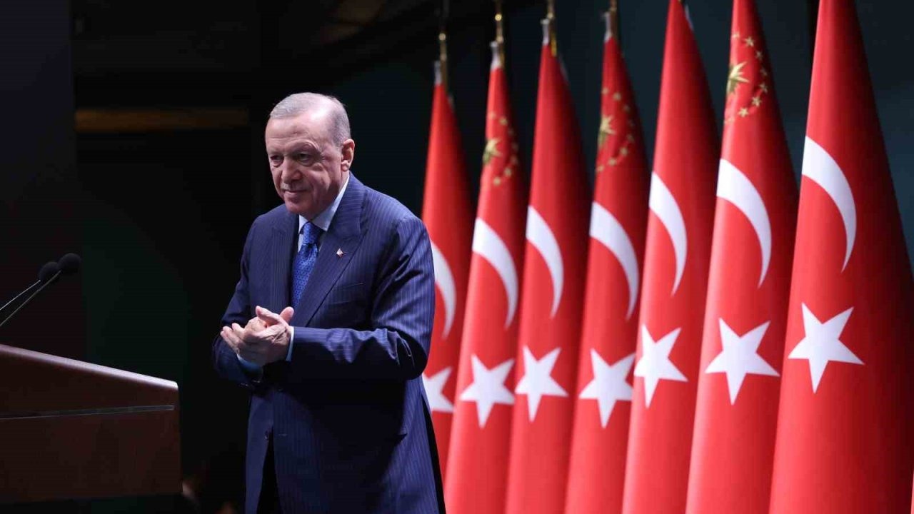 Batı Balkanlar’da en beğenilen lider Cumhurbaşkanı Erdoğan oldu