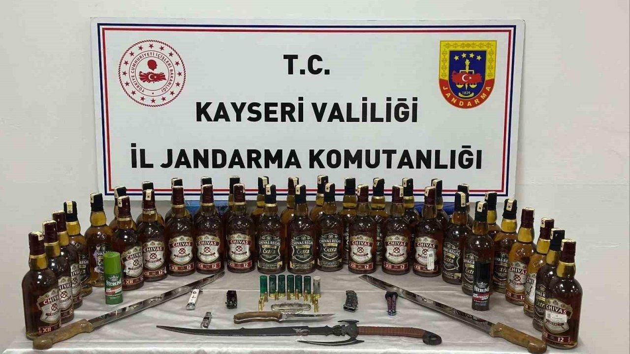 Kayseri’de 50 şişe sahte alkol ele geçirildi: 2 gözaltı
