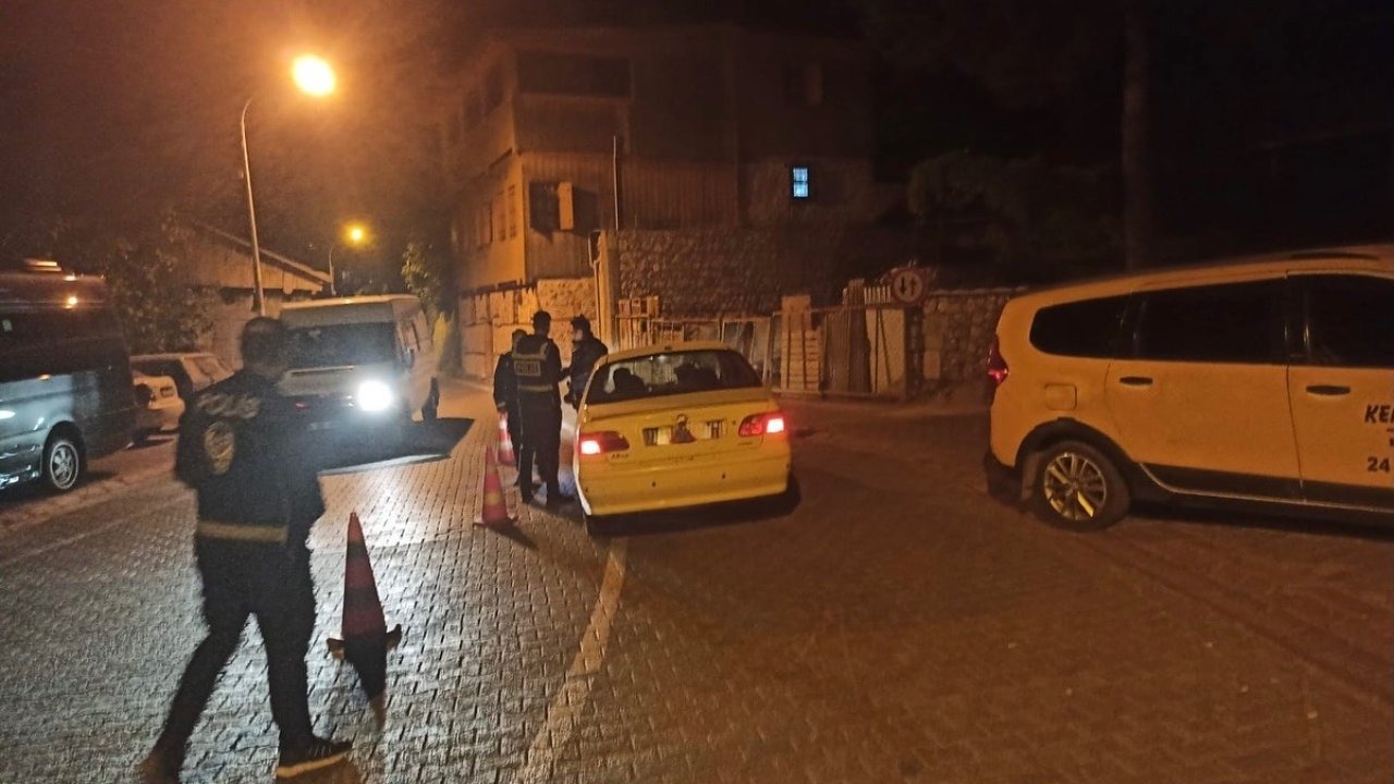 Kemaliye’de asayiş ve yol kontrol uygulaması yapıldı