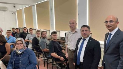 Edremit Meslek Yüksekokulu’nda "Efe Berk Sakin Bilgisayar Laboratuvarı" açıldı