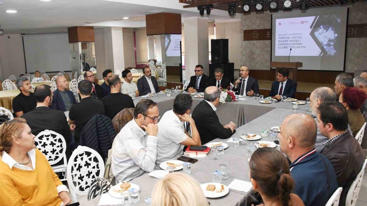 Türkiye Yüzyılı Maarif Modeli çerçevesinde yürütülen çalışmalar değerlendirildi