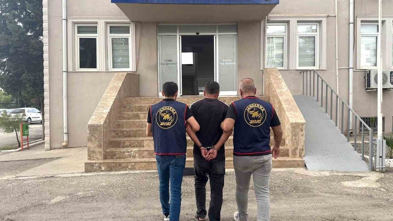 Aranan şahıs jandarma operasyonu İle yakalandı