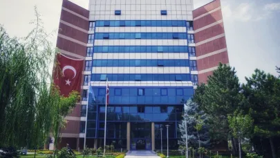 Engelli 35 bin öğrencinin hayali Açıköğretim Fakültesi ile gerçekleşiyor