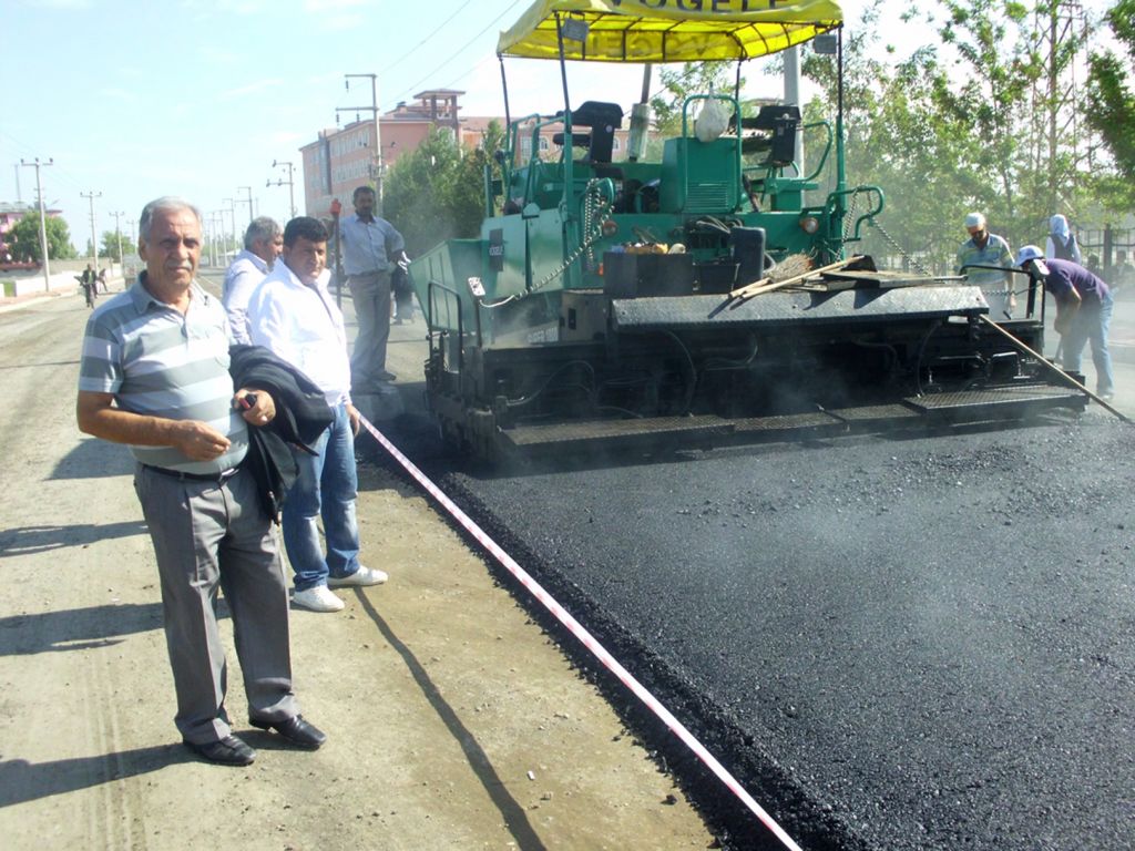 Iğdır'ın Yolları Sıcak Asfaltla Buluştu