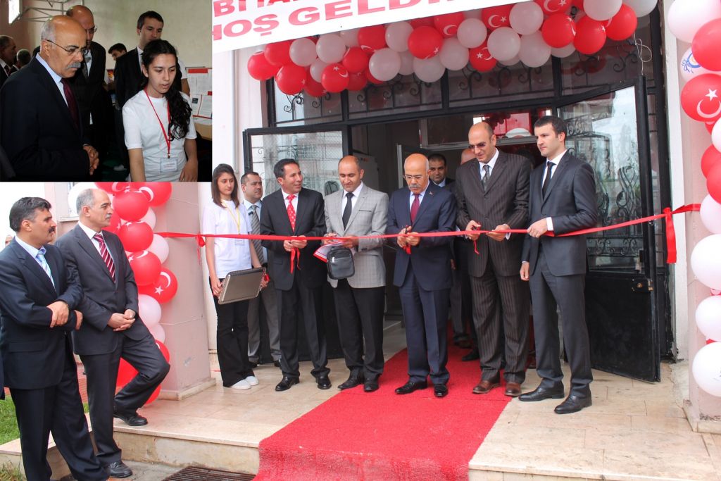 Iğdır Haydar Aliyev Fen Lisesinde Tübitak Bilim Fuarı Düzenlendi