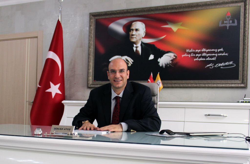 Iğdır İl Milli Eğitim Müdürü Dinçer Ateşten Öğretmenler Günü Mesajı