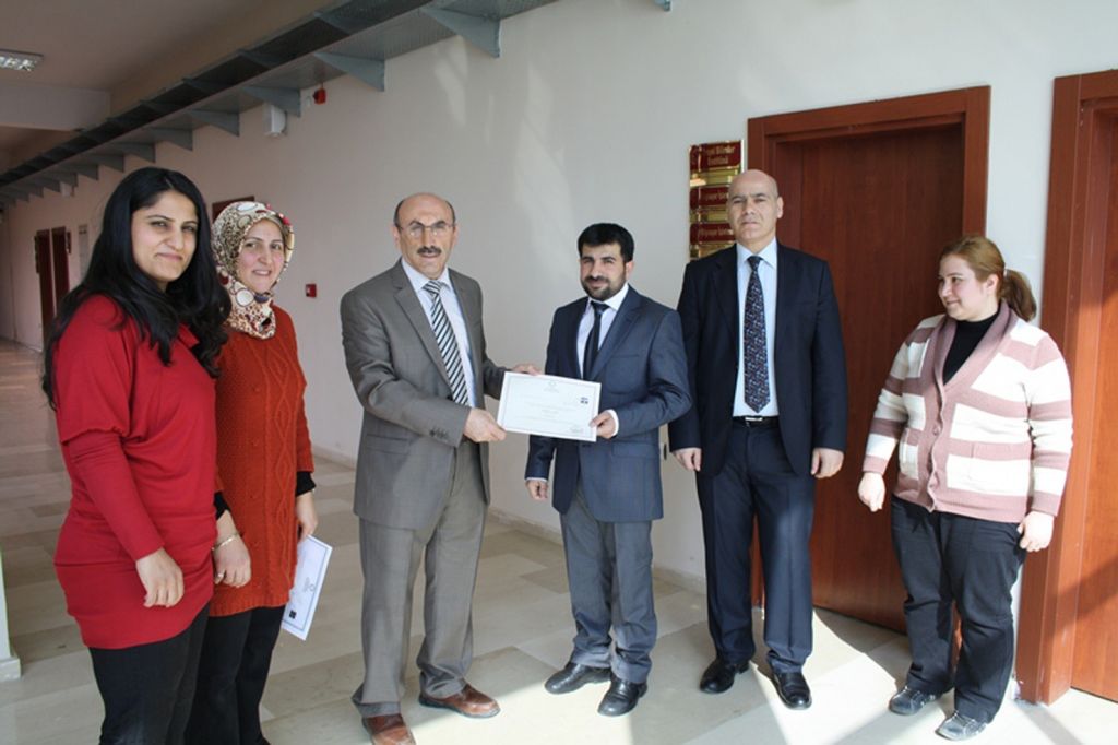 Iğdır Üniversitesi Sosyal Bilimler Enstitüsü ilk Mezununu Verdi