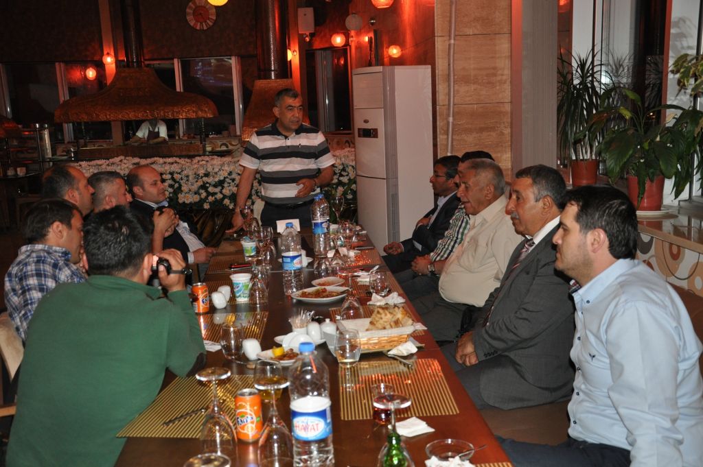 Iğdır'da Basın Mensupları Yemekte Sorunlarını Tartıştılar