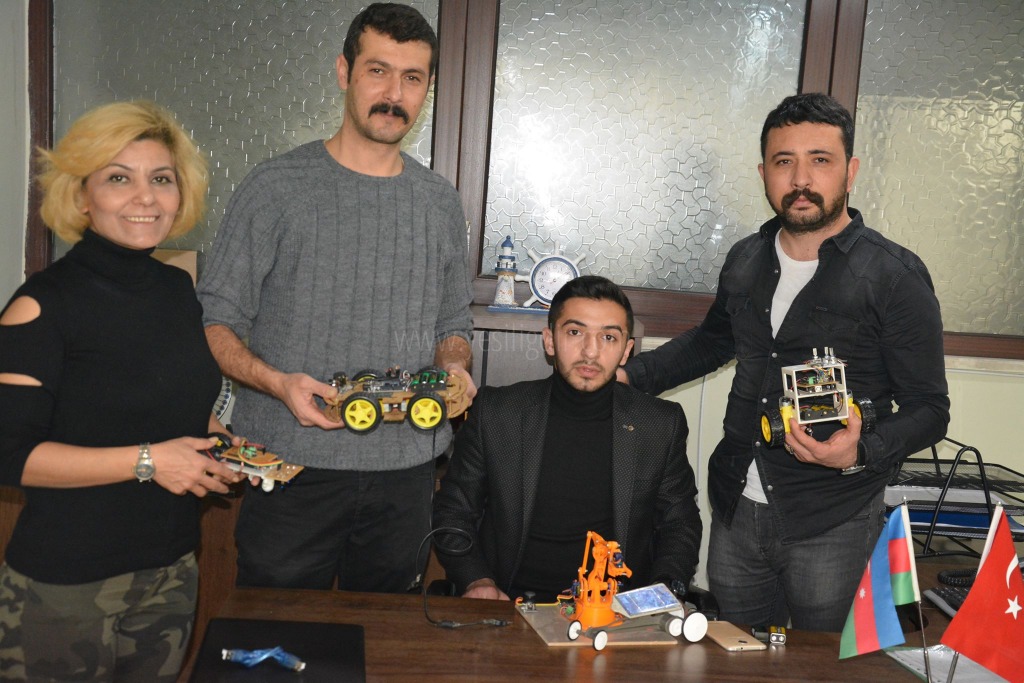 AZERBAYCANLI ÖĞRENCİ ROBOTİK ÇALIŞMALARINA DESTEK BEKLİYOR