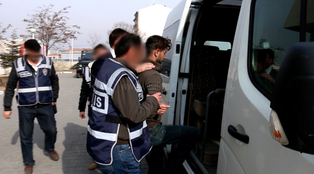 CİNAYET FAİLİ TUTUKLANDI