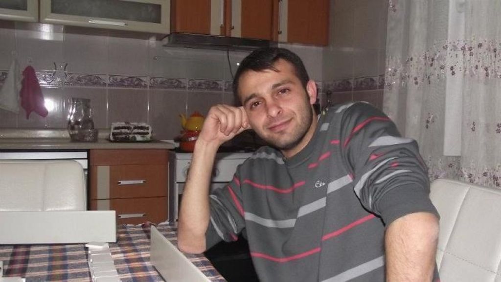 Genç Öğretmen Kalp Krizinden Öldü