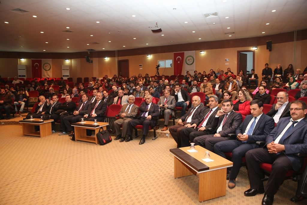 Üniversitemizde Türkiye Çiçekçiliği Ve Iğdır Örneği Konulu Konferans Düzenlendi