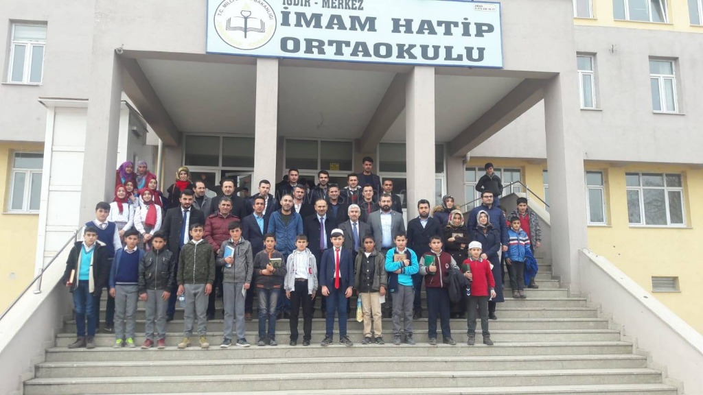 IĞDIR DAGENÇ NİDA KURAN-I KERİMİ GÜZEL OKUMA YARIŞMASI YAPILDI