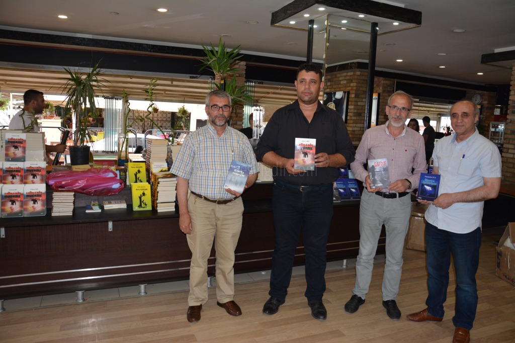 YURTSEVEN ŞEN MÜBARİZ İSİMLİ KİTABINI TANITTI