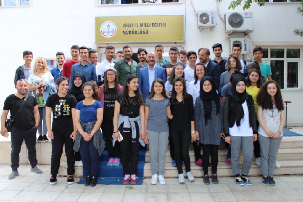 IĞDIR HALK EĞİTİM MERKEZİ HALK OYUNLARI EKİBİ HAKAN CIRITI ZİYARET ETTİ