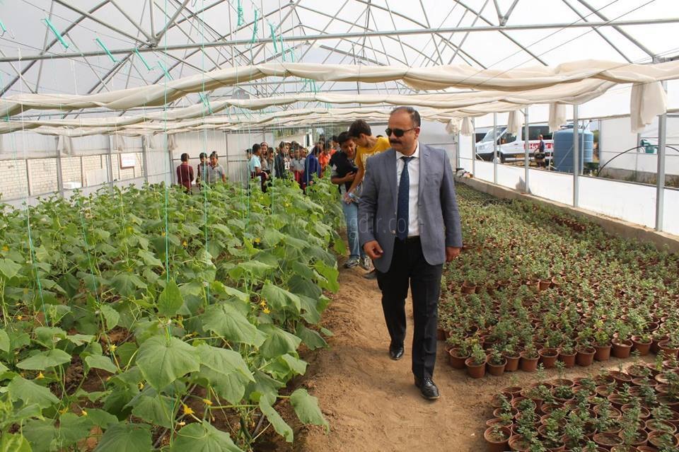 ÖĞRENCİLER SERALARI GEZDİ