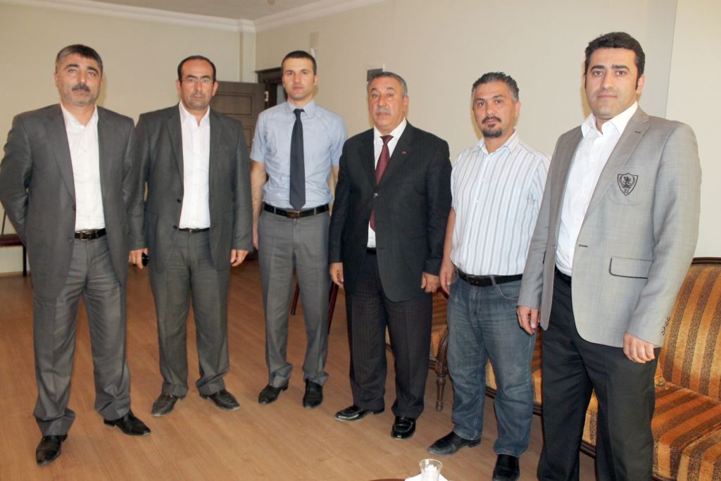 Türkiye Azerbaycan Derneğinden Azerbaycan Konsolosuna Ziyaret