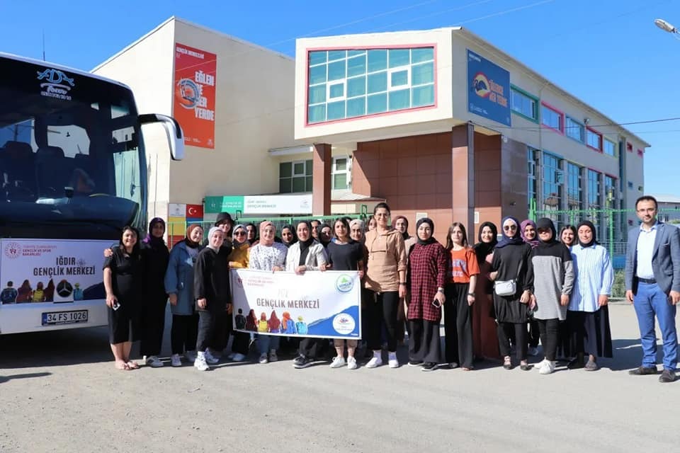 Gönüllü 40 Öğrenci Nevşehire Uğurlandı