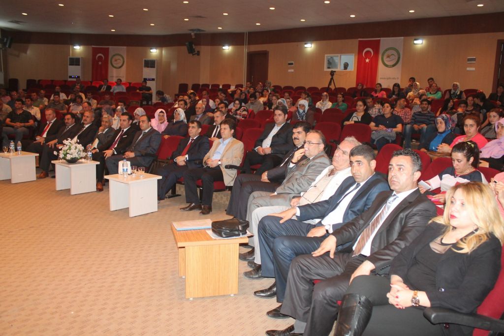Aile Haftası Nedeniyle Iğdır Üniversitesinde Program Düzenlendi