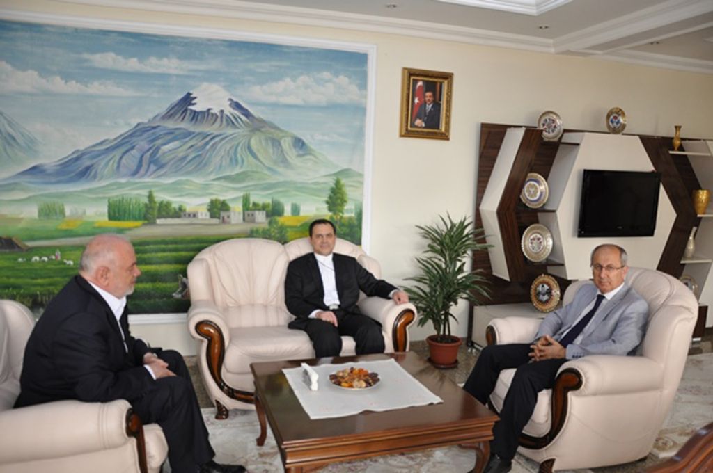 İran - Erzurum Başkonsolosu Vali Haneri Ziyaret Etti