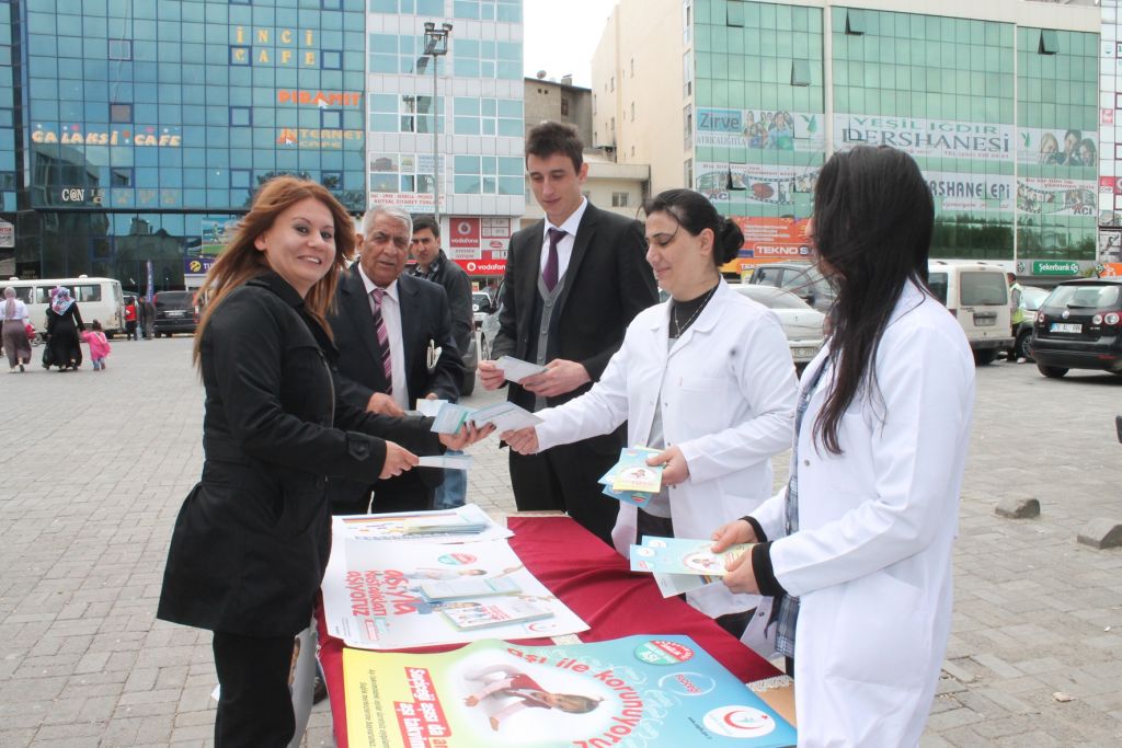 Iğdırda Aşı Haftası Etkinlikleri Başladı