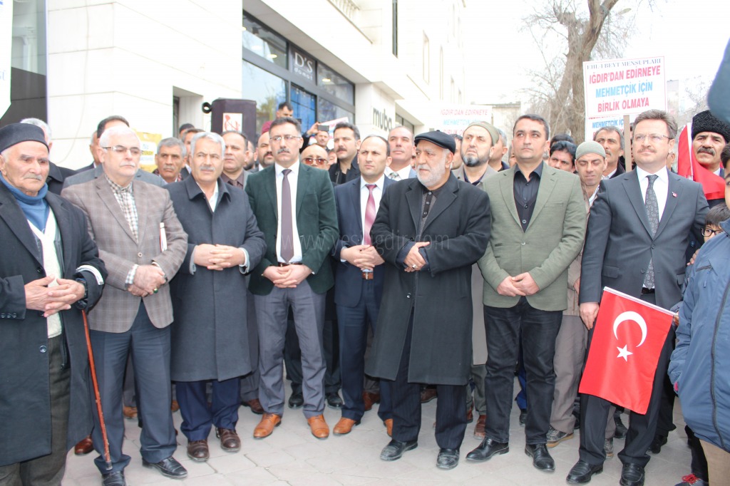 IĞDIRDA AFRİN ŞEHİTLERİ İÇİN İHSAN YEMEĞİ DAĞITILDI