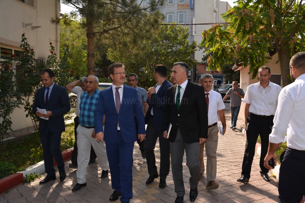 VALİ ENVER ÜNLÜ BAŞKANLIĞINDA 2018-2019 EĞİTİM ÖĞRETİM YILI HAZIRLIK TOPLANTISI YAPILDI