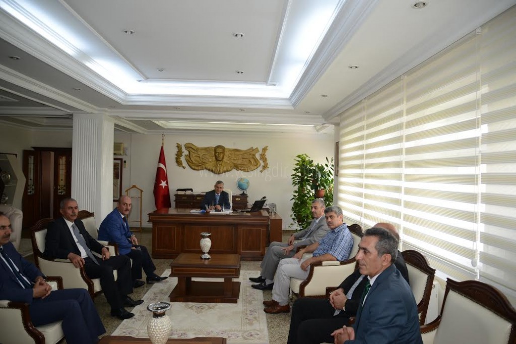 MİLLİ EĞİTİM MÜDÜRLÜĞÜNDEN VALİ AHMET TURGAY ALPMANA ZİYARET