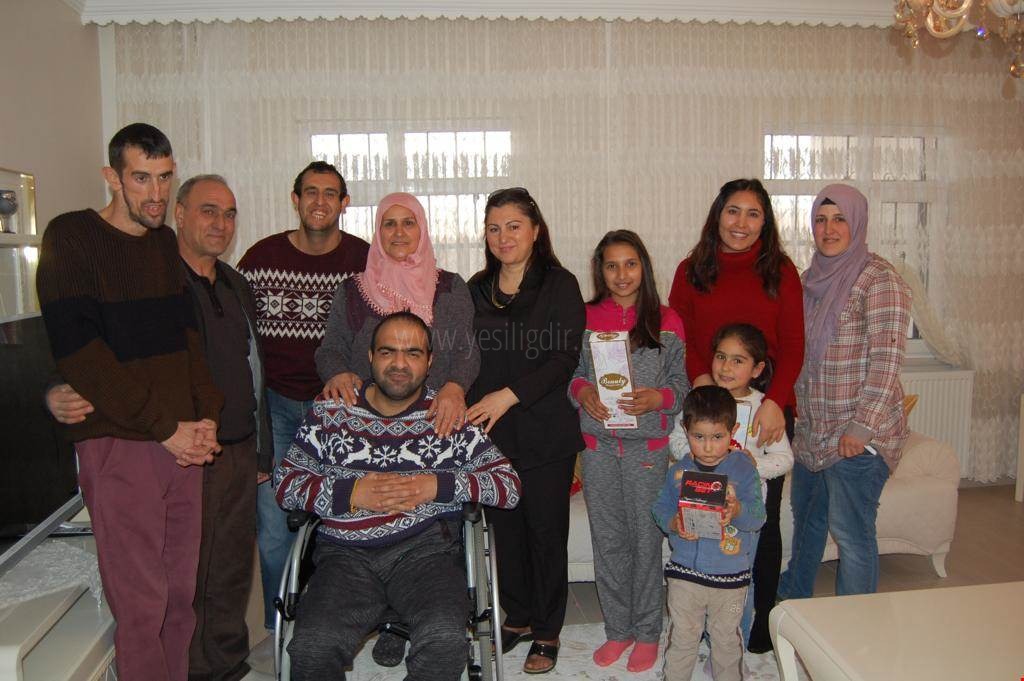 SEMA ÜNLÜ YURTSEVEN AİLESİNİ ZİYARET ETTİ