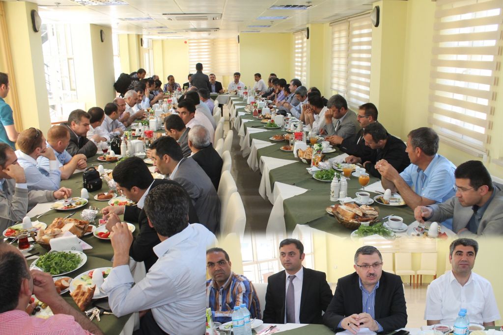 Memur-Sen Genel Başkanı Ahmet Gündoğdu Iğdır'da Konuştu