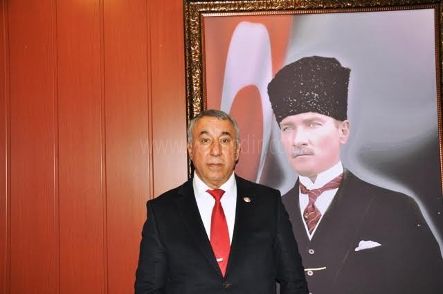 IĞDIR AZERBAYCAN EVİ DERNEĞİ BAŞKANI SERDAR ÜNSALIN ZAFER BAYRAMI MESAJI