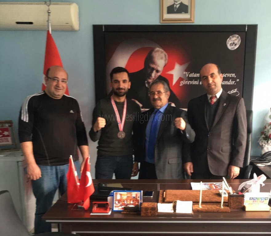 Başkan Kurban Kayaya Şampiyondan Ziyaret