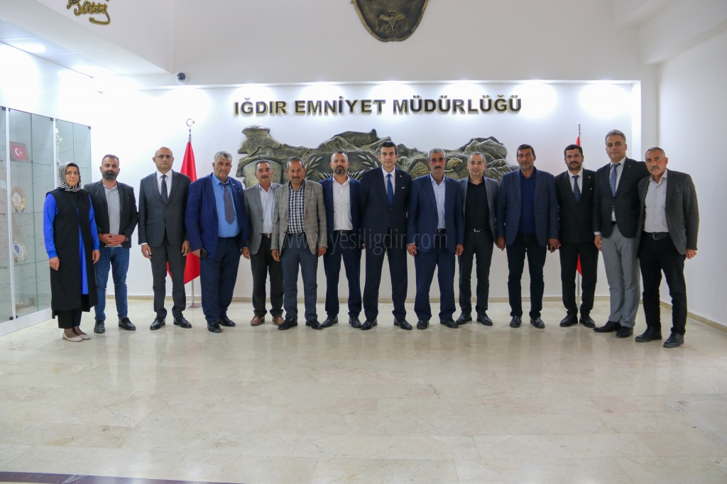 Iğdır İl Emniyet Müdürü Erden Sakarya Muhtarlarla Bir araya geldi