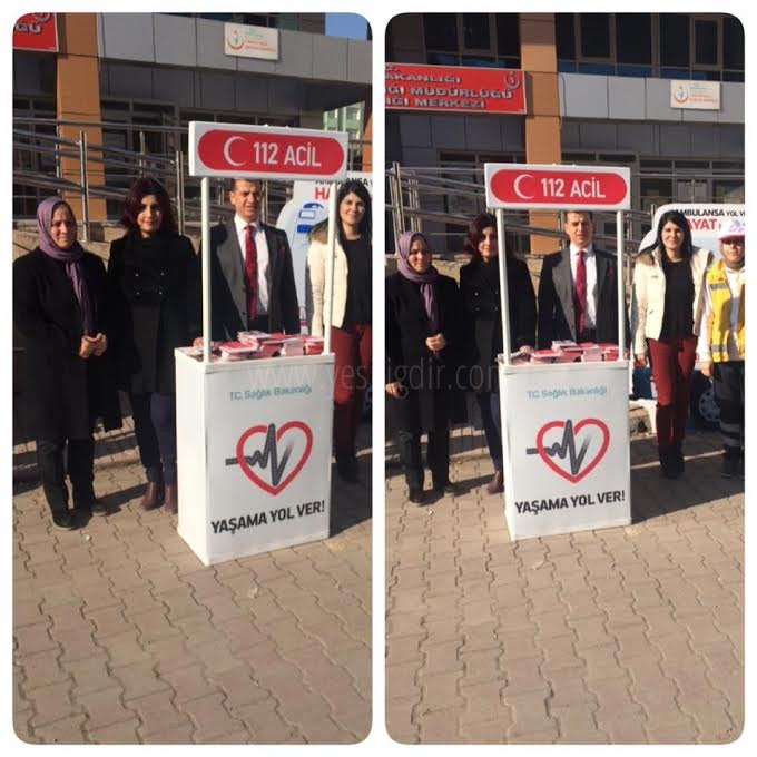 112 Acil Servis ekipleri vatandaşları Ambulanslara yol verilmesinin gerekliliğini anlattı