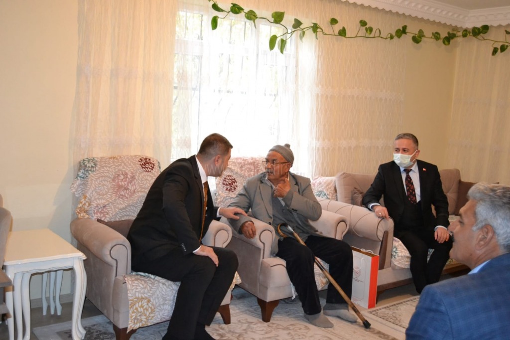 Gazi Halis Kalmaz'a Anlamlı Ziyaret