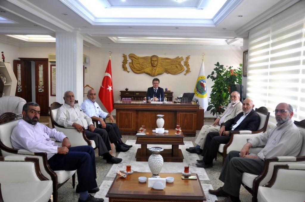 IĞDIR EHLİBEYT ALİMLER DERNEĞİNDEN VALİ ÜNLÜYE ZİYARET