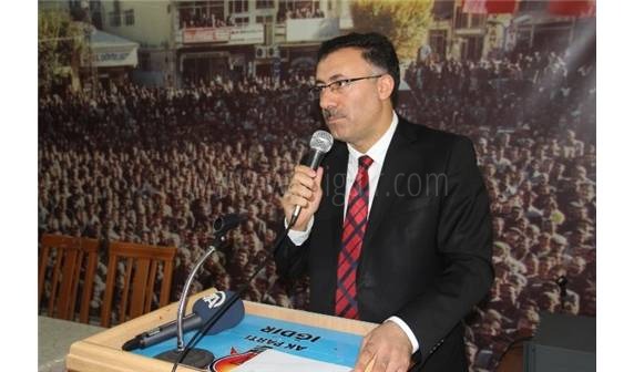 AK PARTİDEN KONGRE AÇIKLAMASI