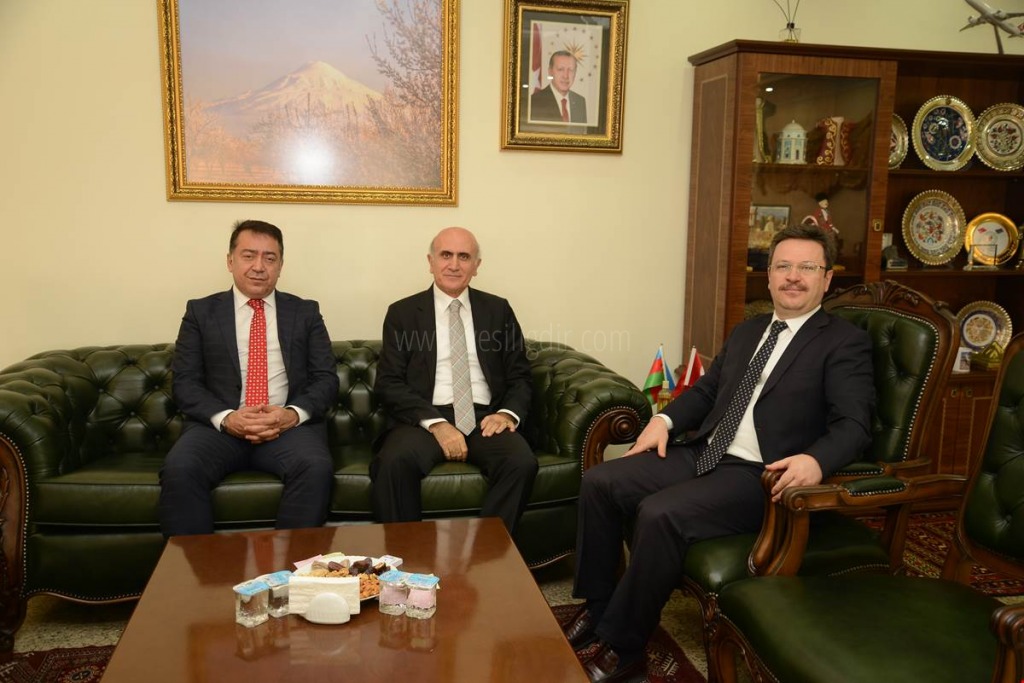 BAŞMÜFETTİŞLERDEN VALİ ÜNLÜYE ZİYARET