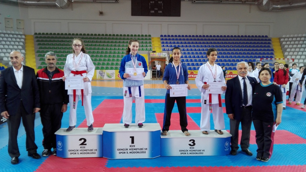 OKUL SPORLARI KARATE MÜSABAKALARINDA DERECE YİNE IĞDIR KARATE SPOR KULÜBÜNDEN GELDİ