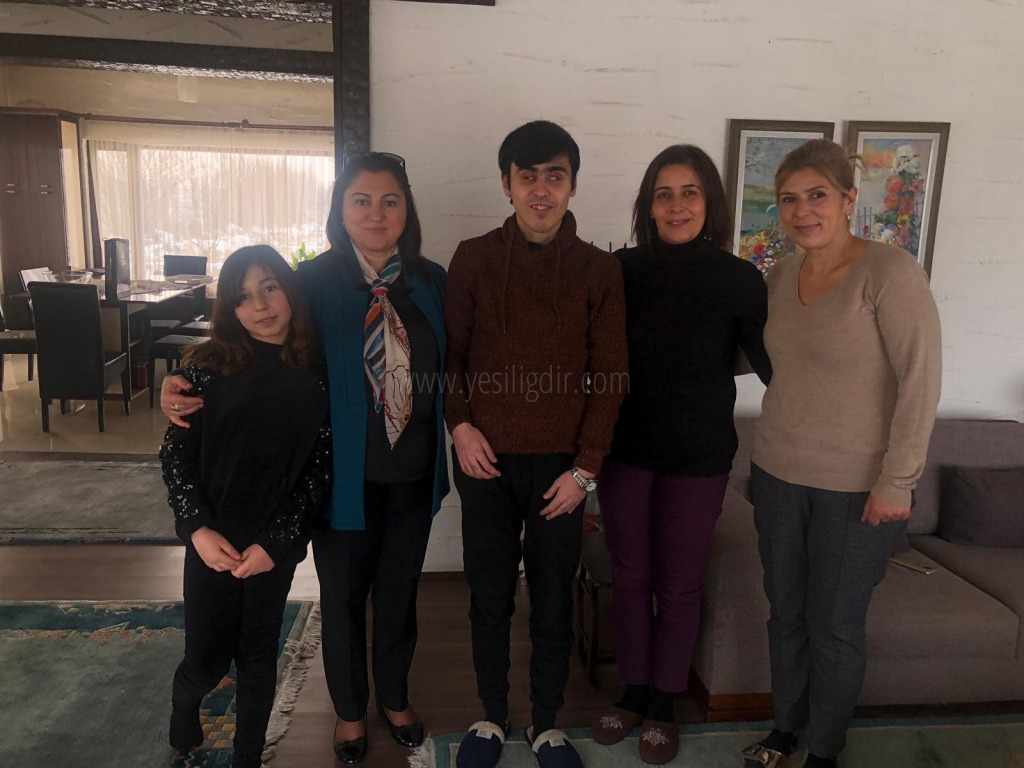 SEMA ÜNLÜ TAŞKINSU AİLESİNİ ZİYARET ETTİ