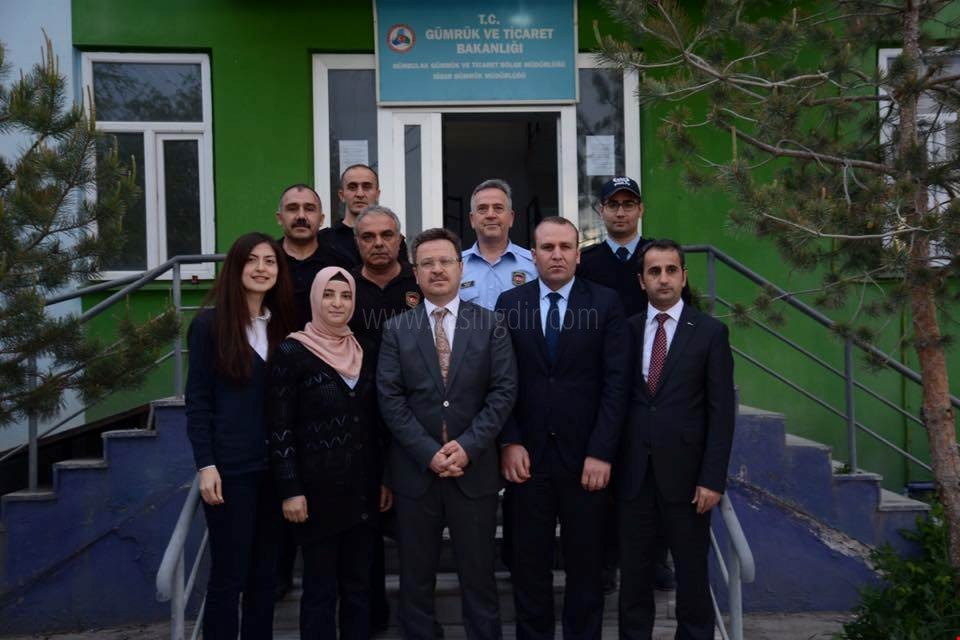 VALİ ENVER ÜNLÜ IĞDIR GÜMRÜK MÜDÜRLÜĞÜNÜ ZİYARET ETTİ