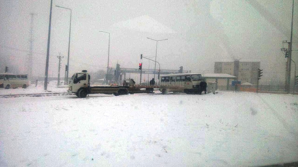 EMNİYET SÜRÜCÜLERİ UYARDI